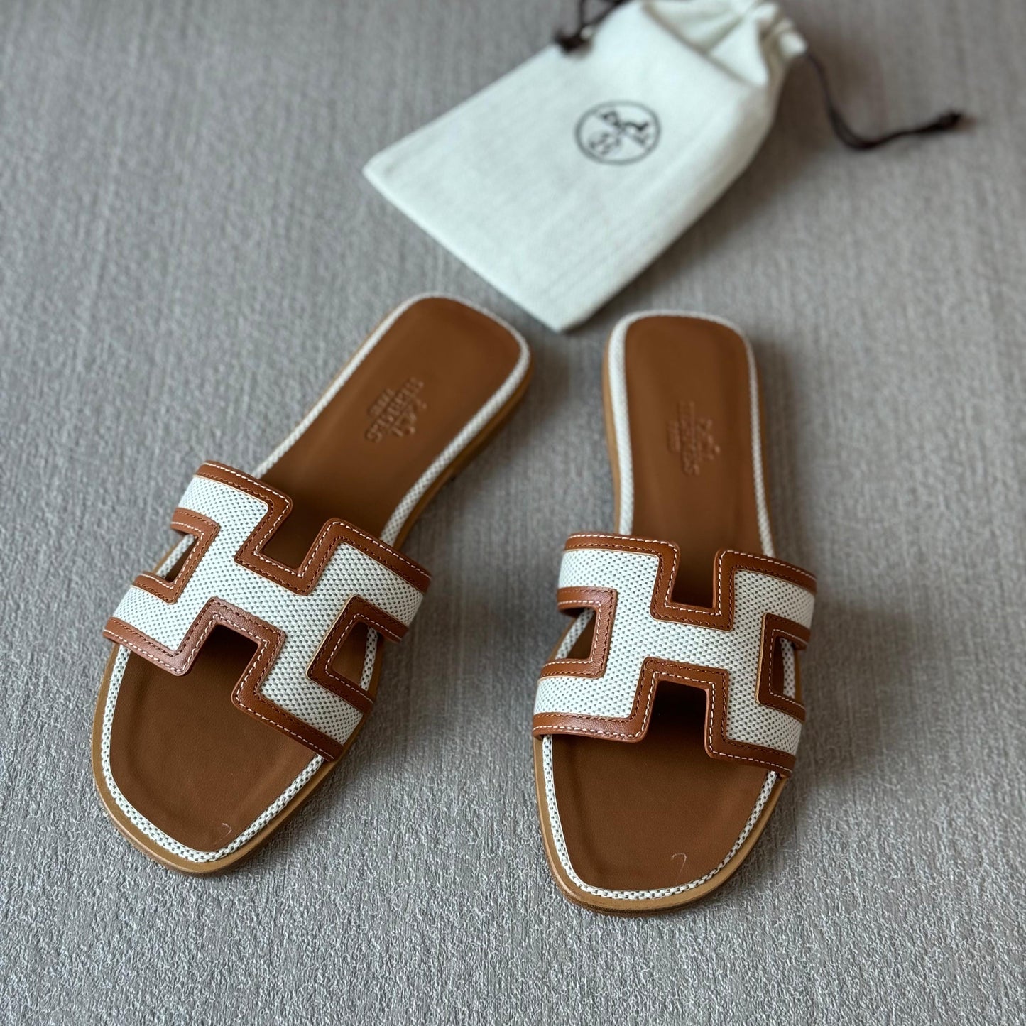 Hermes slippers