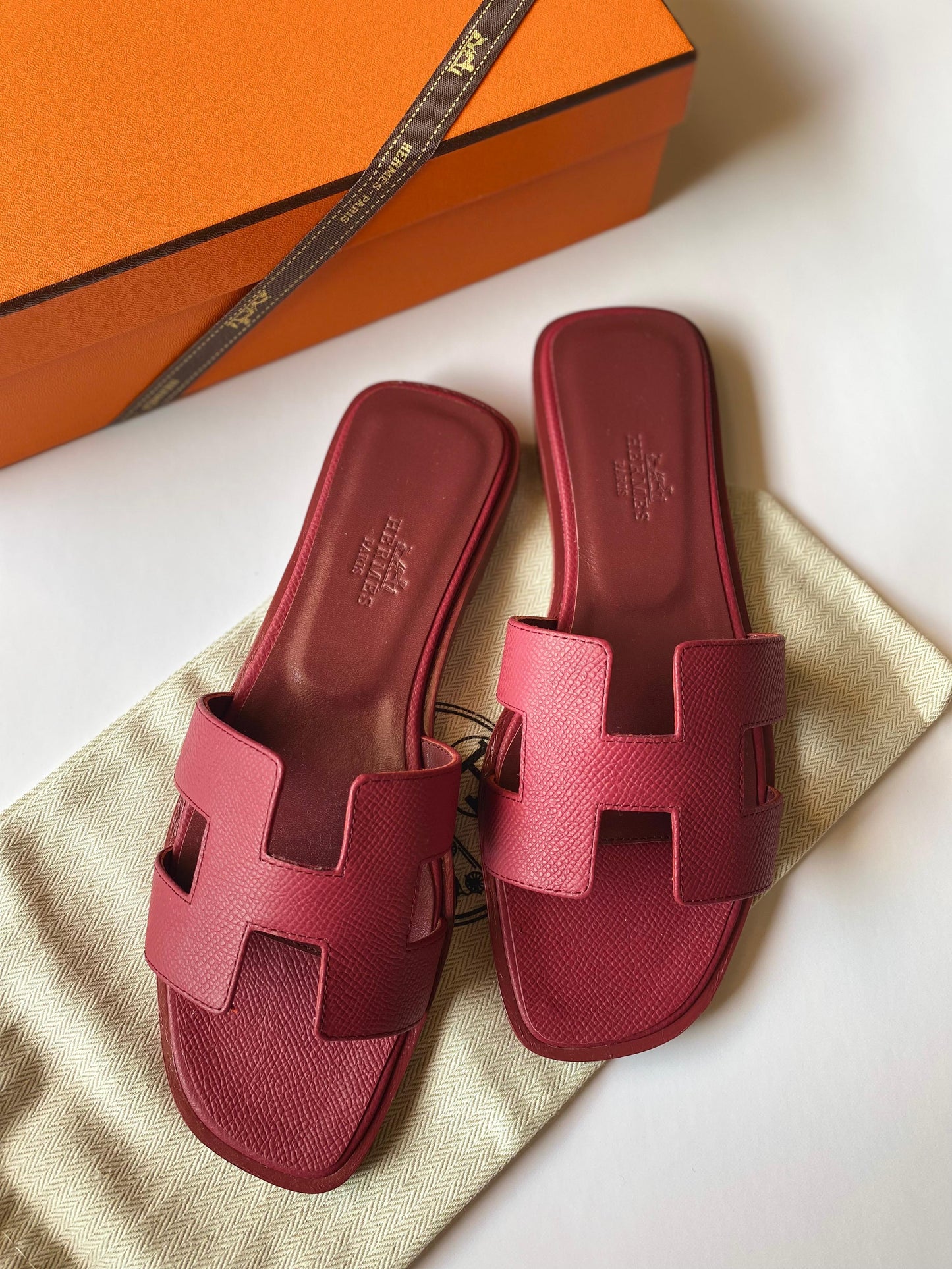 Hermes slippers