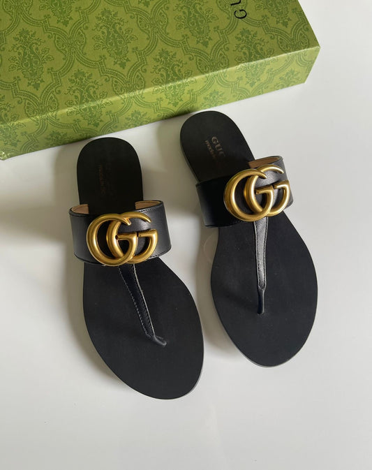 Gucci slippers