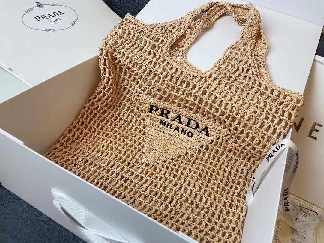 Prada bag - tote beach