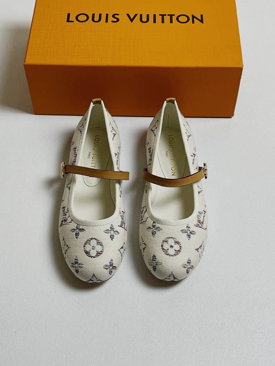 Lv ballerina white - romy flat