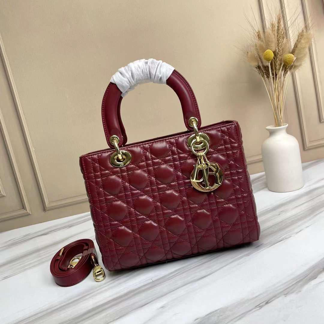 Dior bag 24 cm