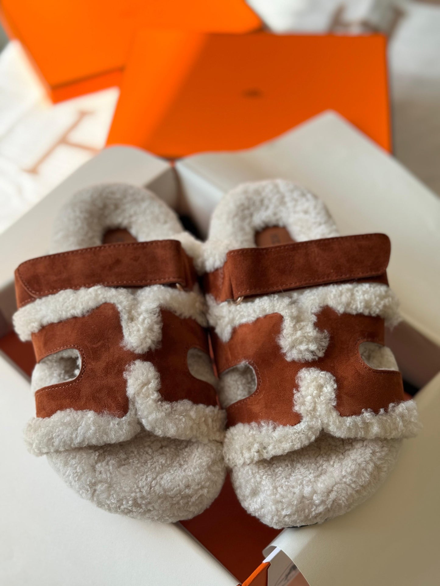 Hermes slippers chypre with fur