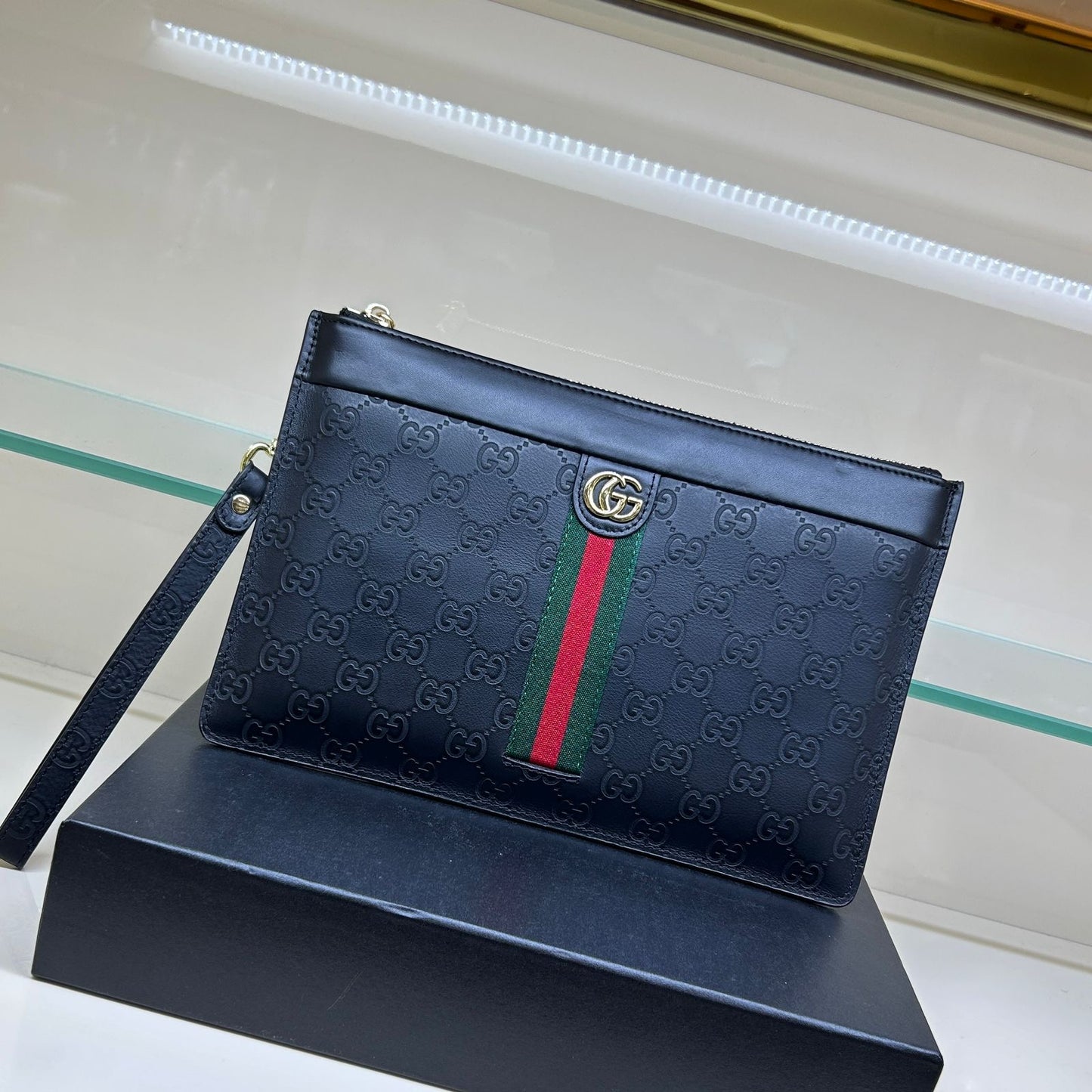 Gucci bag pouch - men