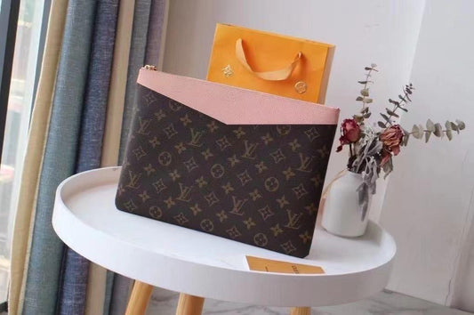 Lv bag pouch