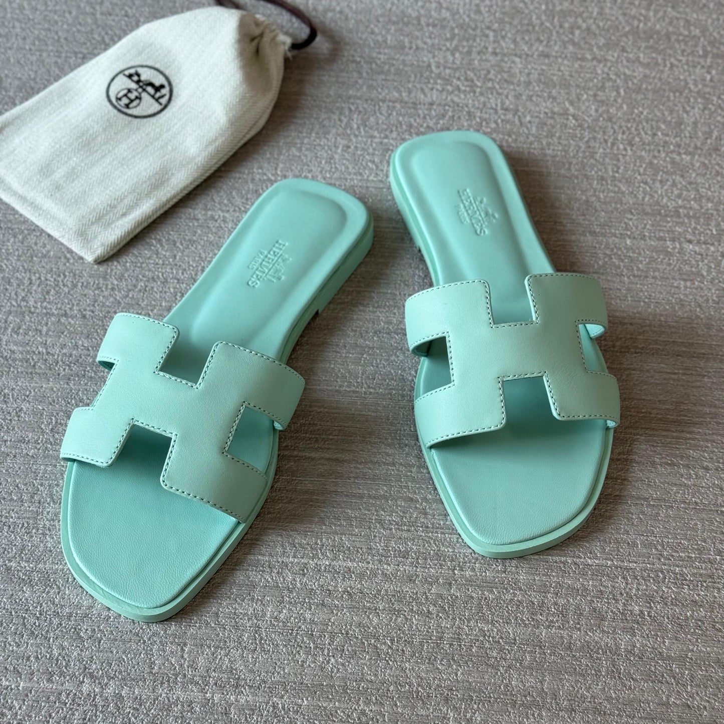 Hermes slippers