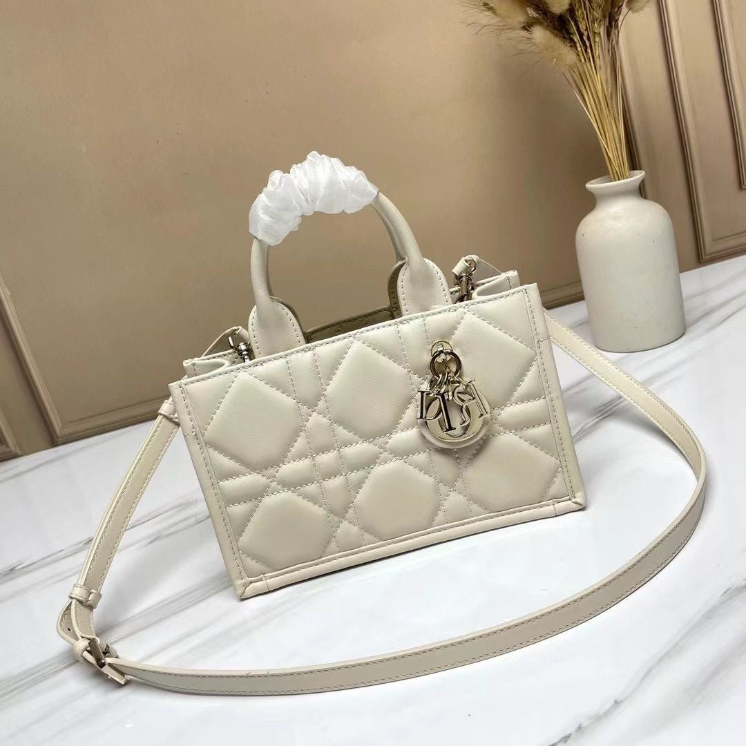 Dior bag