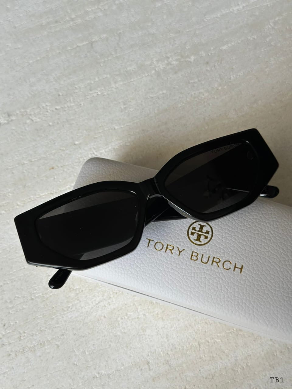 Tory burch sunglasses