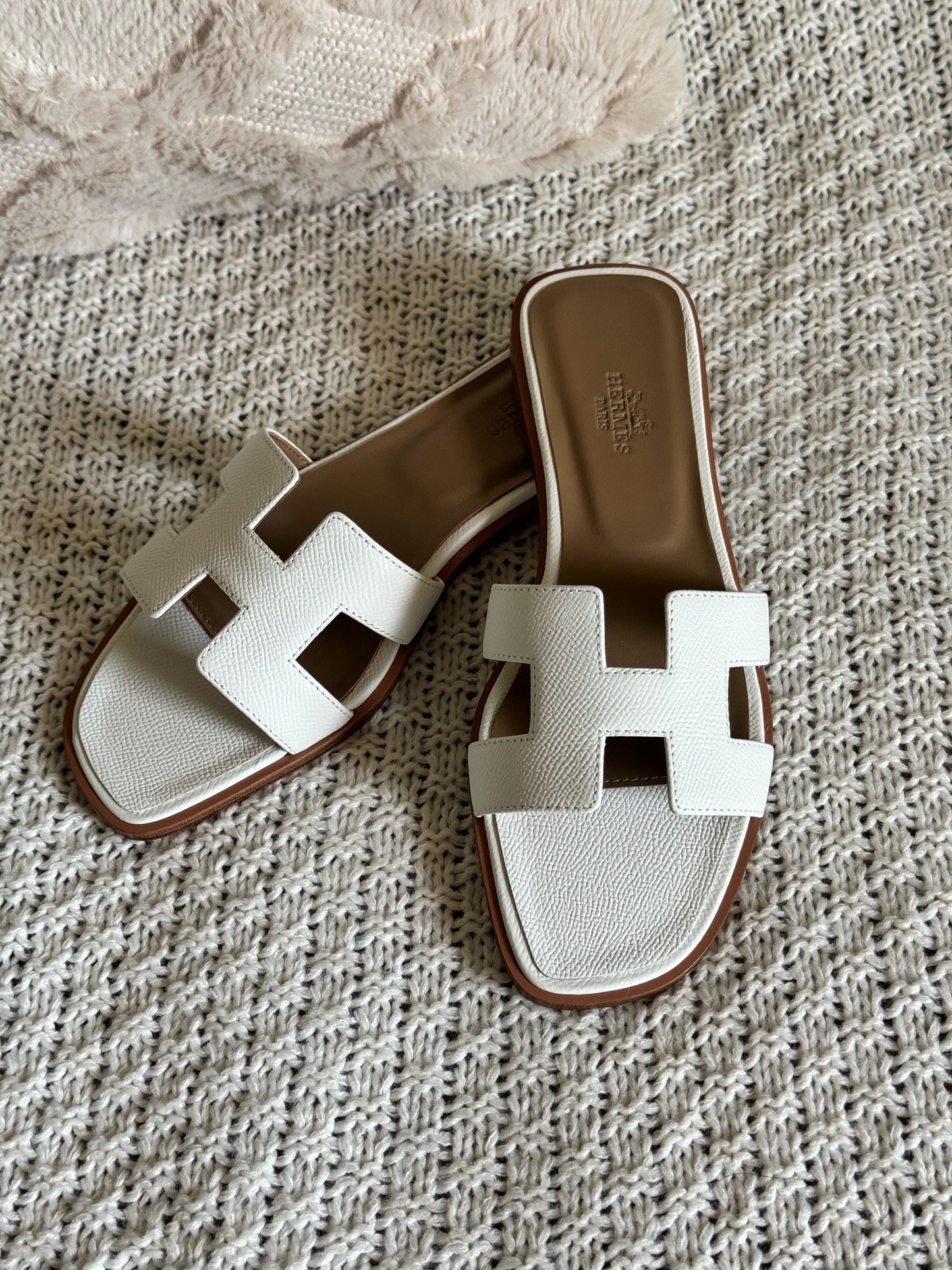 Hermes slippers - white