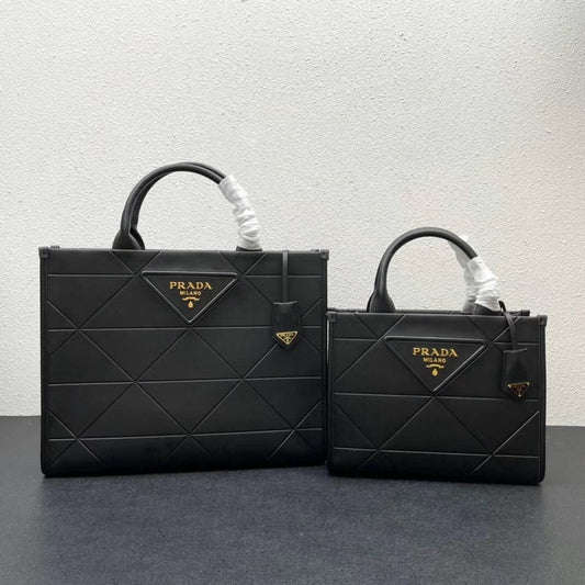 Prada bag 425/450