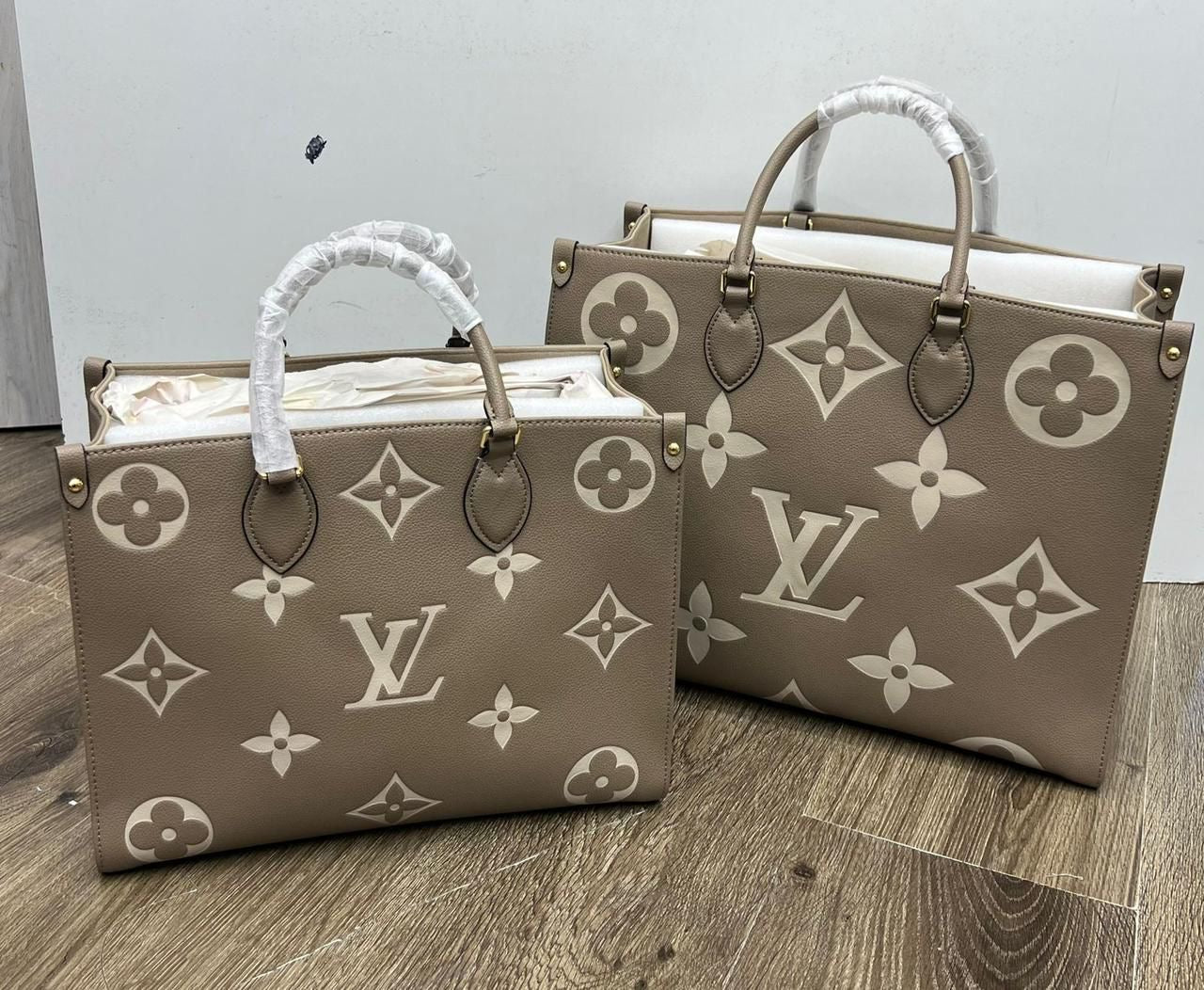 Lv bag tote