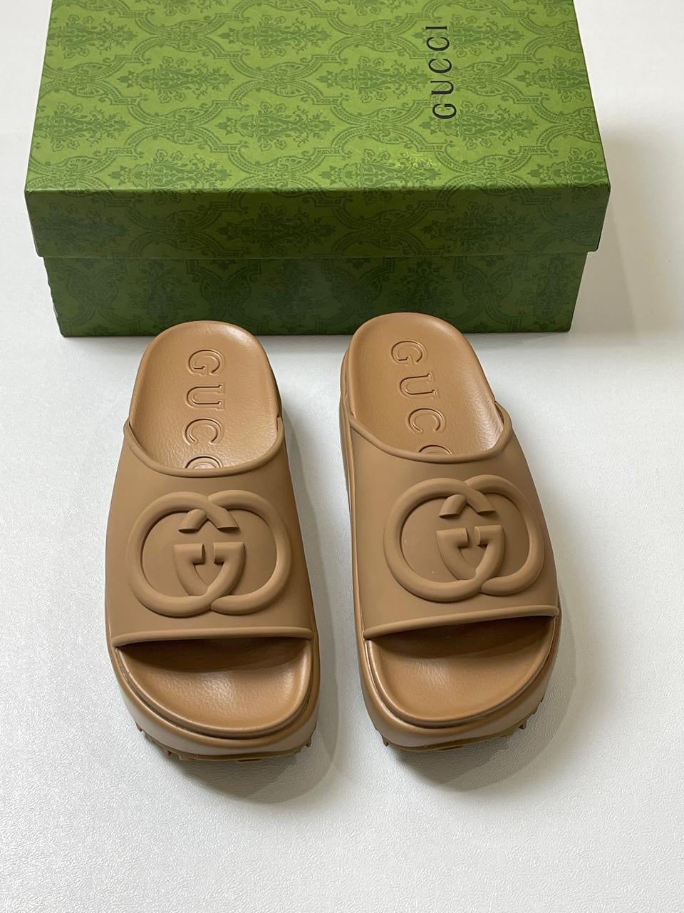 Gucci slippers