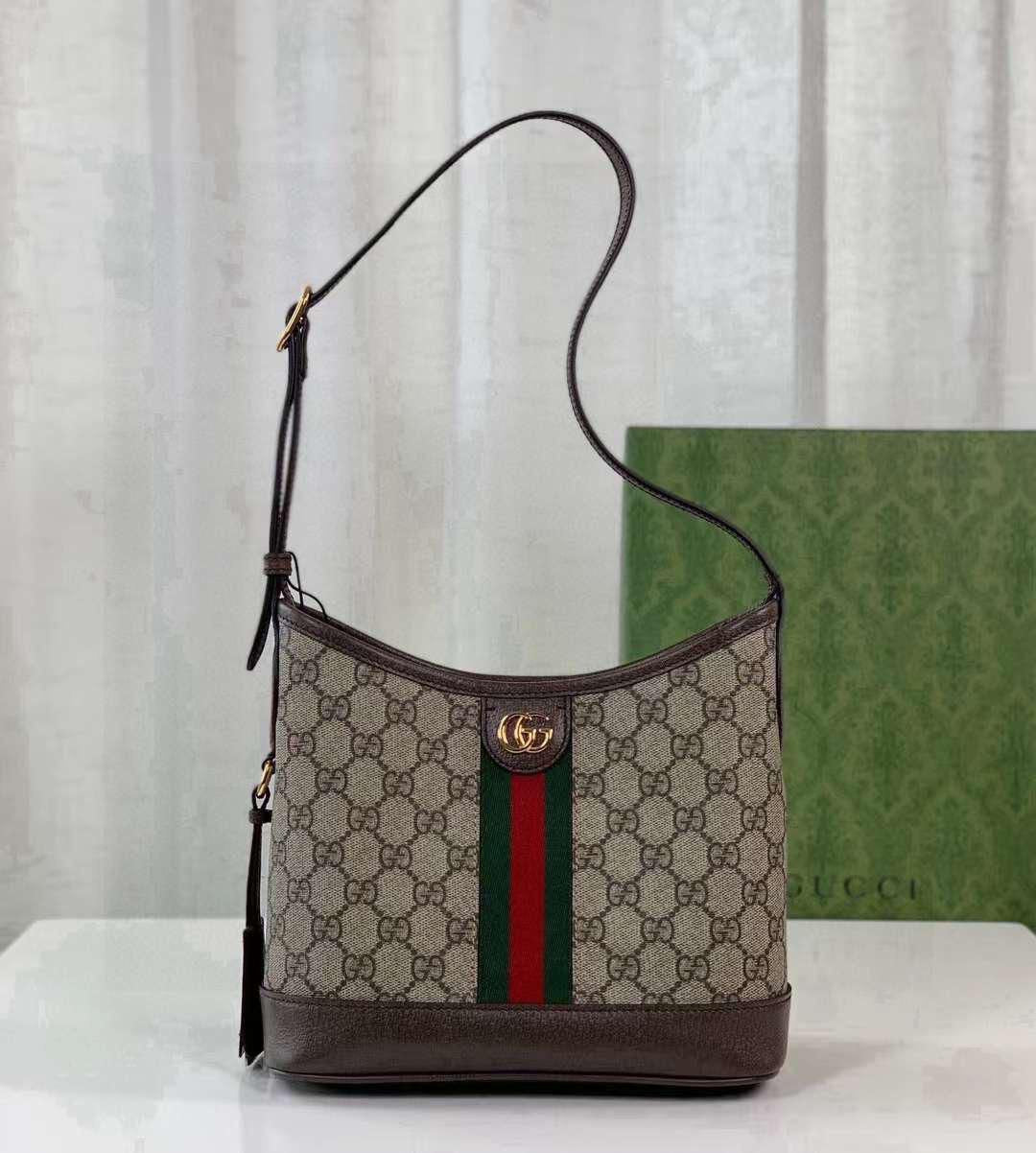 Gucci bag tote 425/450