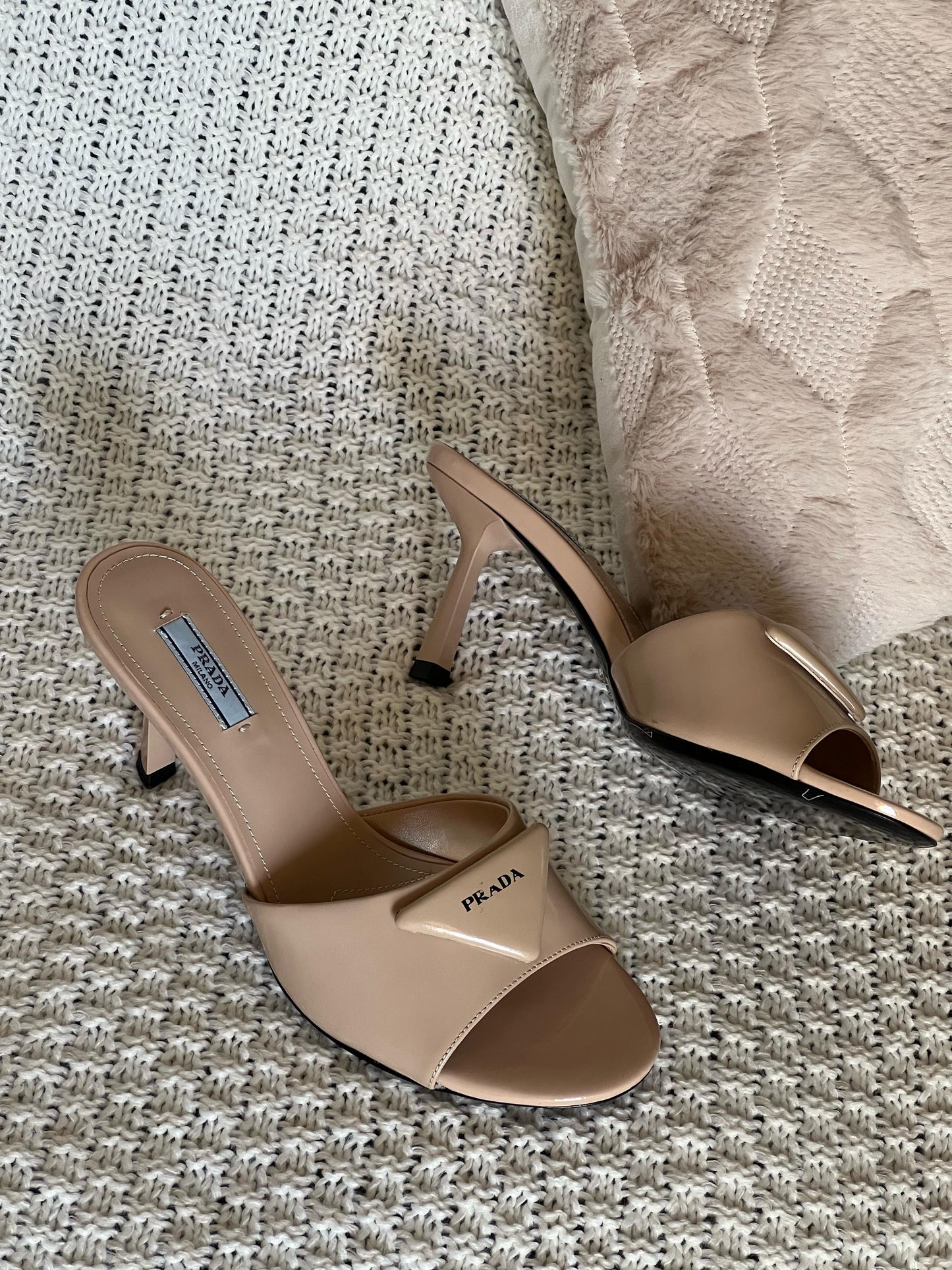 Prada sandals heels- beige