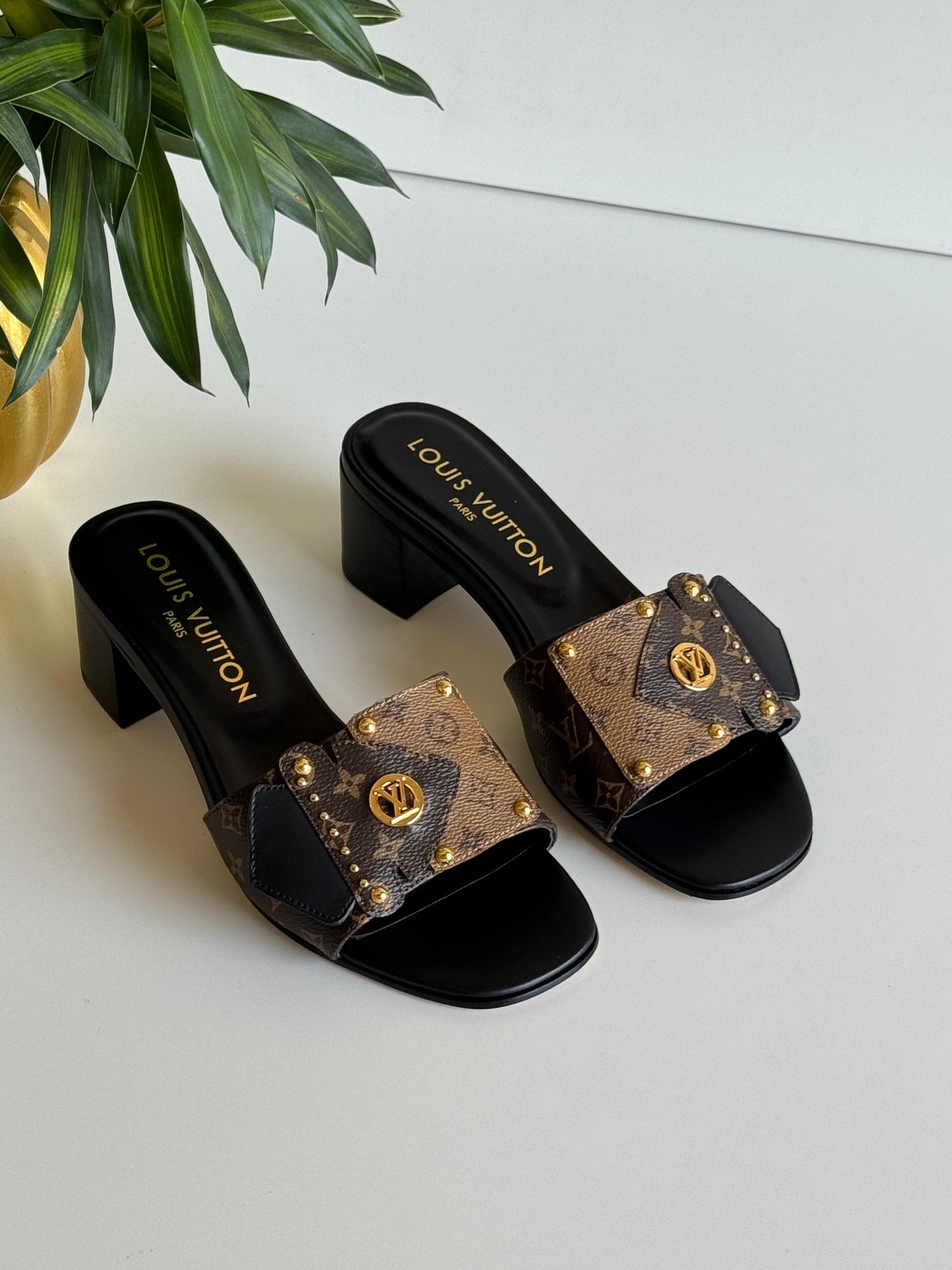 Lv sandals heels and slippers