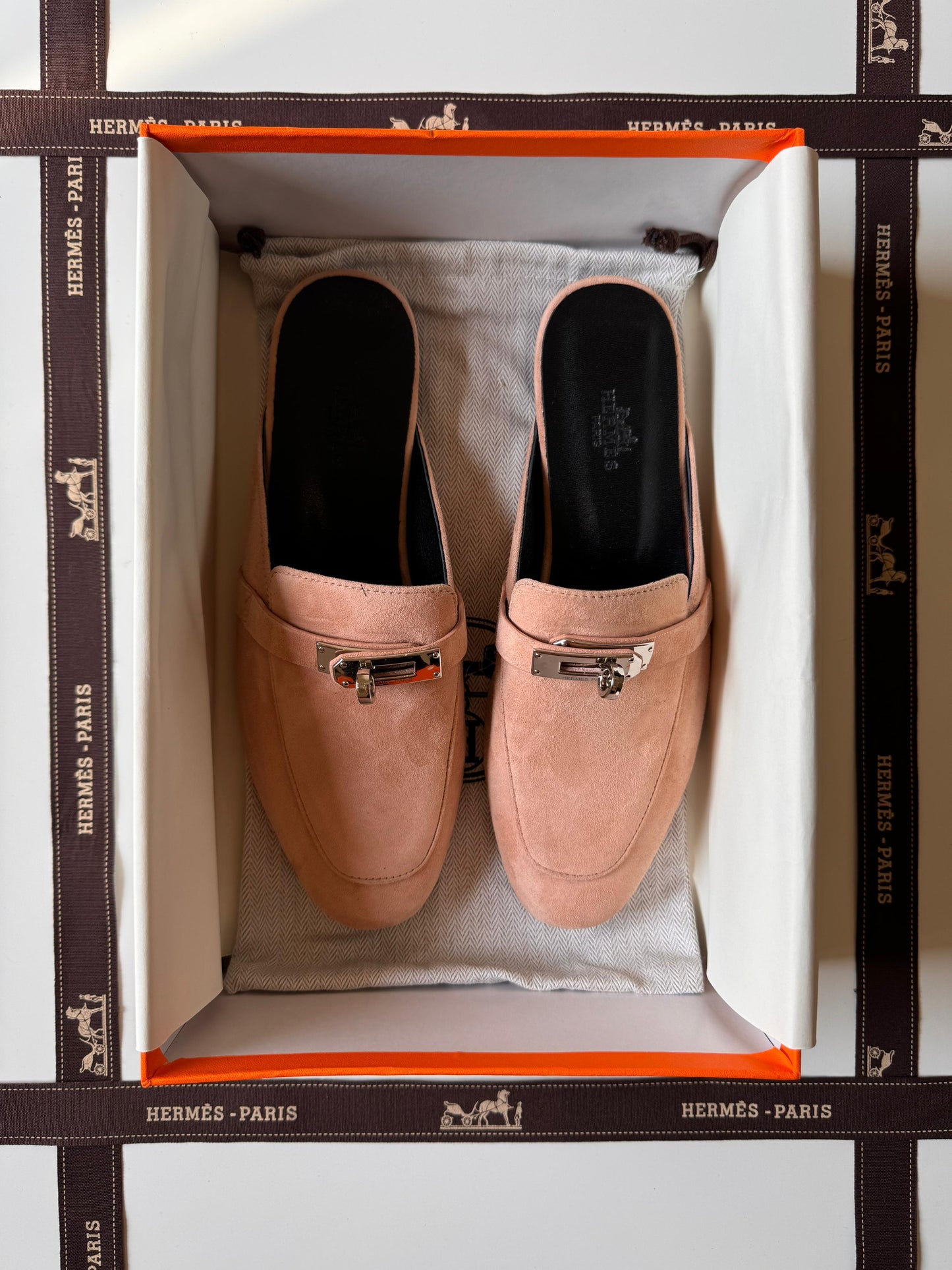 Hermes mules suede