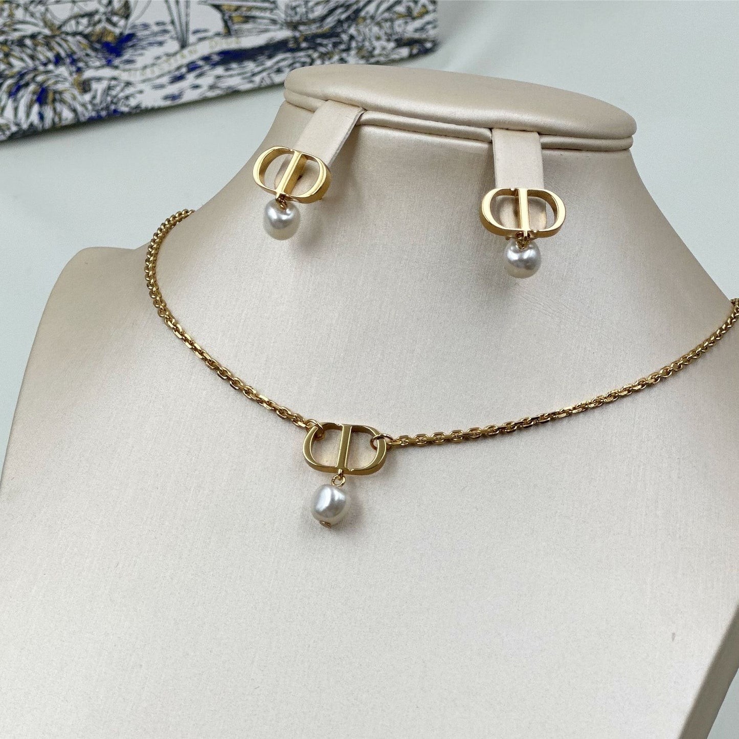 Dior jewelry set