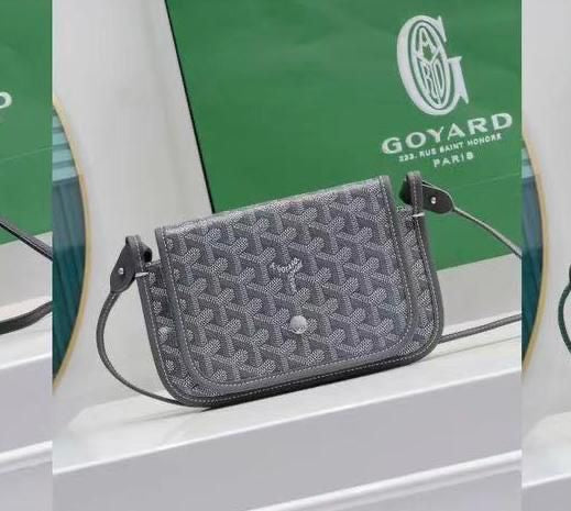 Goyard bag