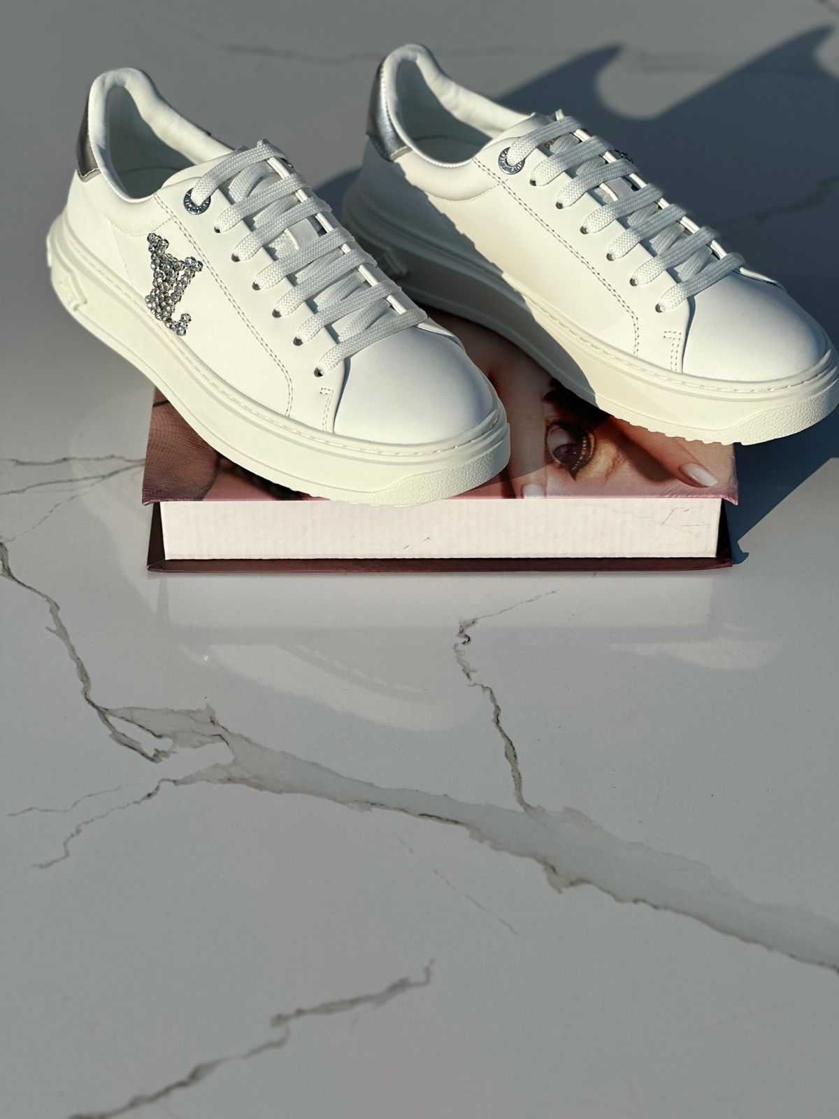 Lv sneakers