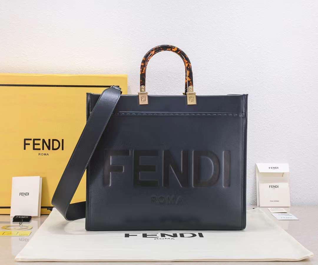 Fendi bag - tote