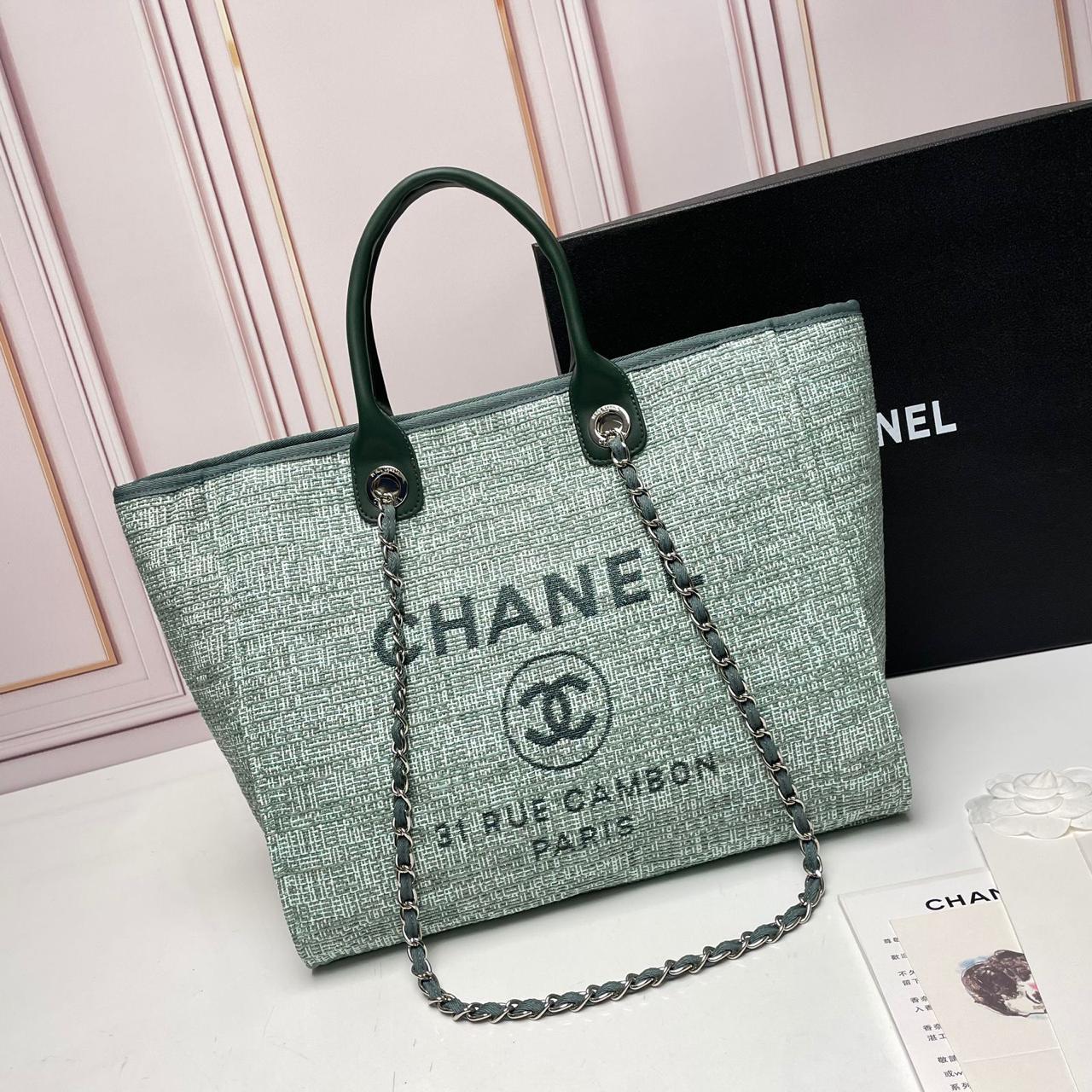 Chanel bag tote