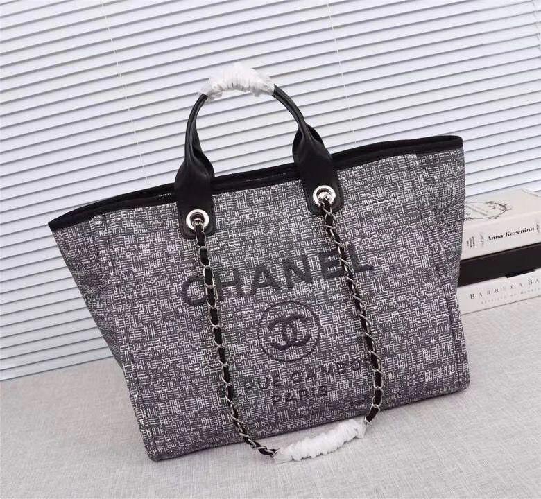 Chanel bag tote