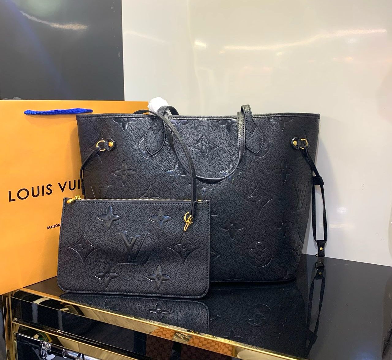 Lv bag tote