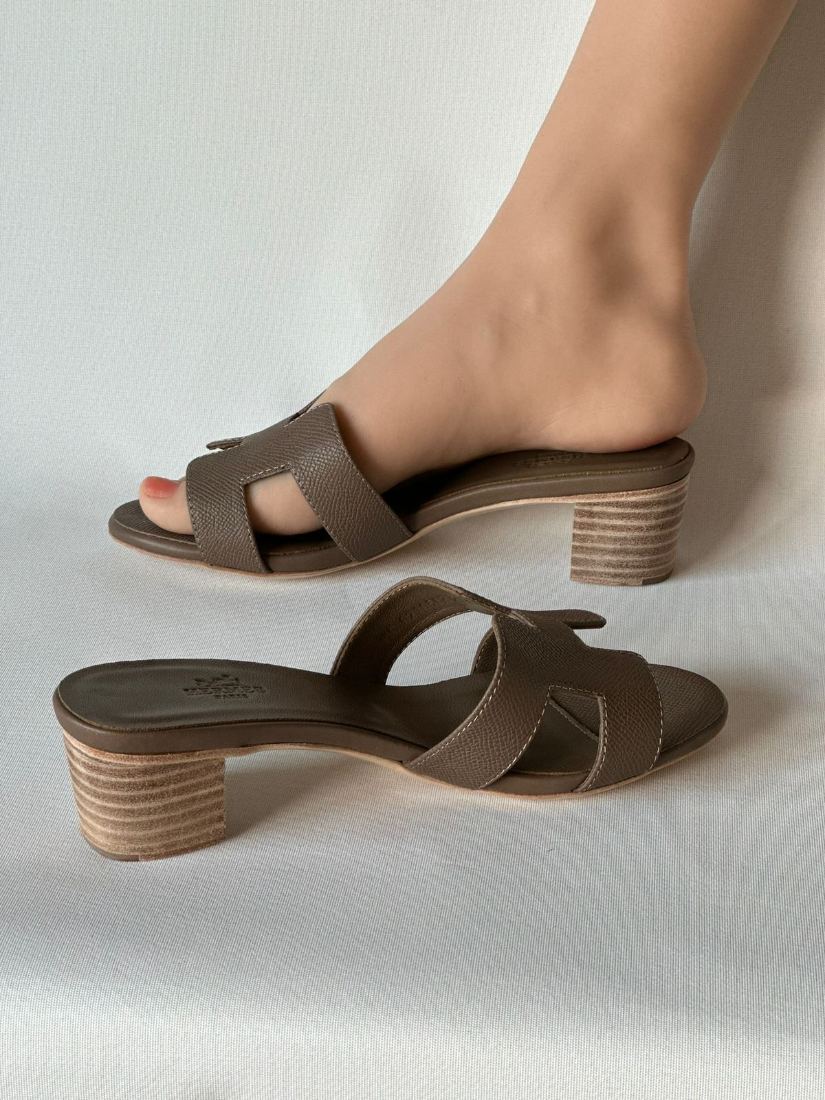 Hermes sandals-heels