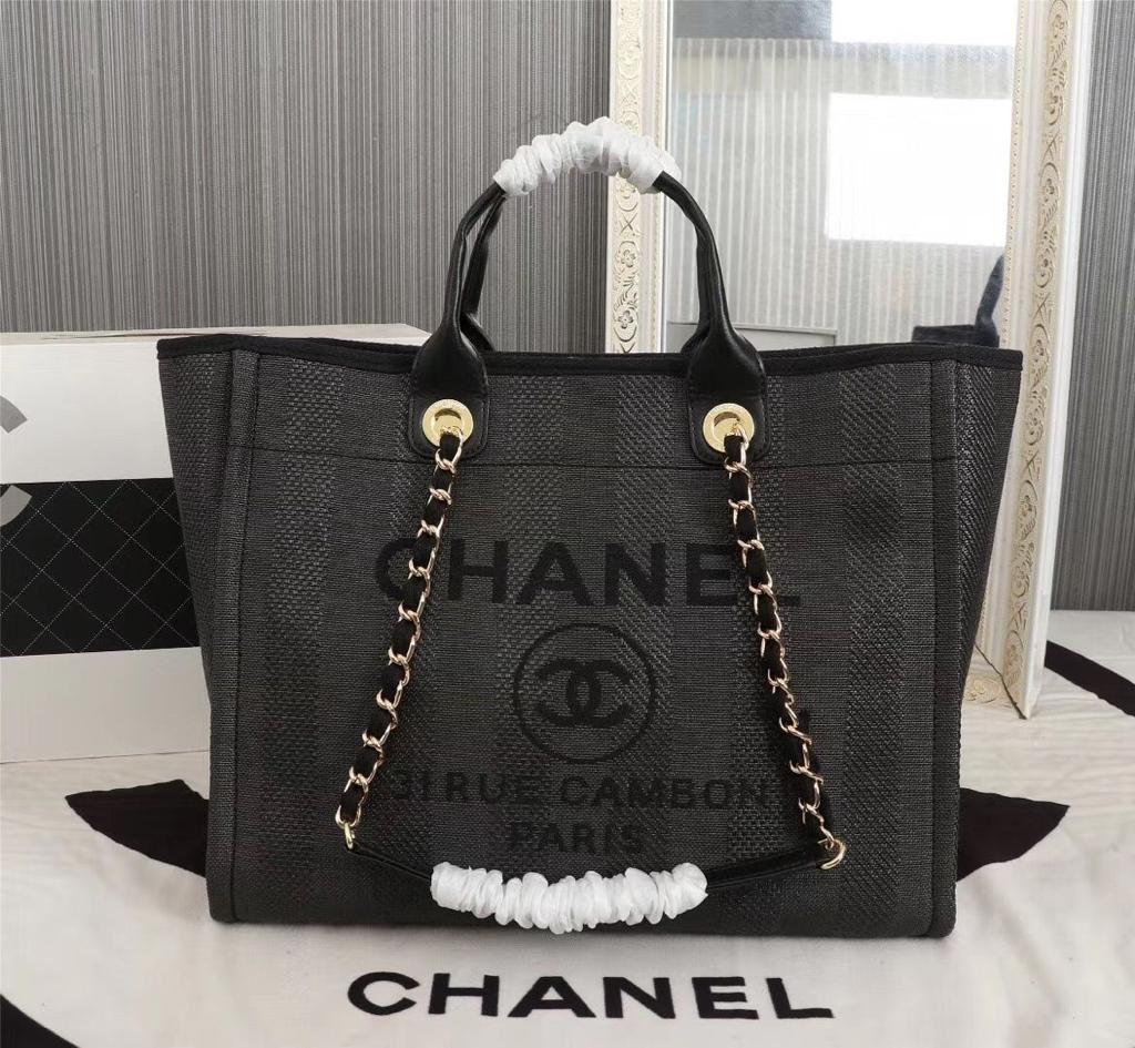 Chanel bag tote